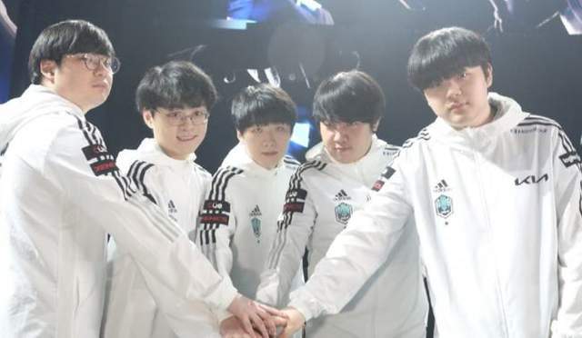 我可以帮你 我可以帮你