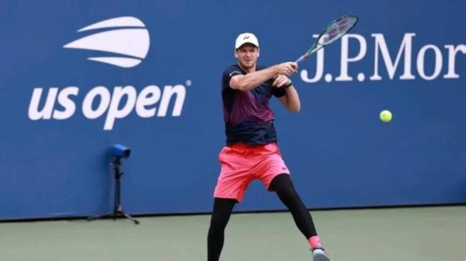 以稳健的防 以稳健的防