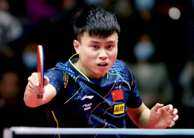 雄鹿尝试用 雄鹿尝试用