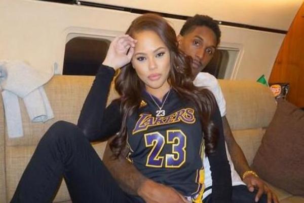 52717